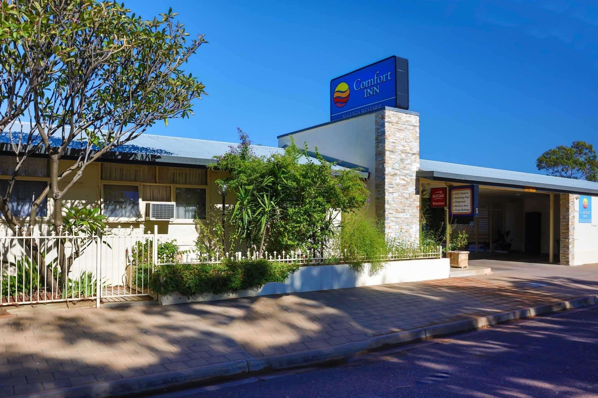 פורט אוגוסטה Comfort Inn & Suites Augusta Westside מראה חיצוני תמונה