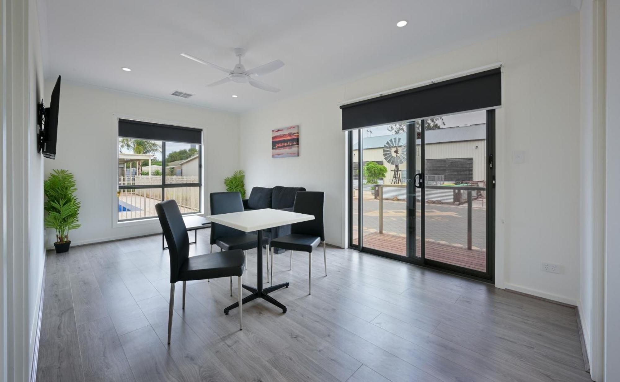 פורט אוגוסטה Comfort Inn & Suites Augusta Westside מראה חיצוני תמונה