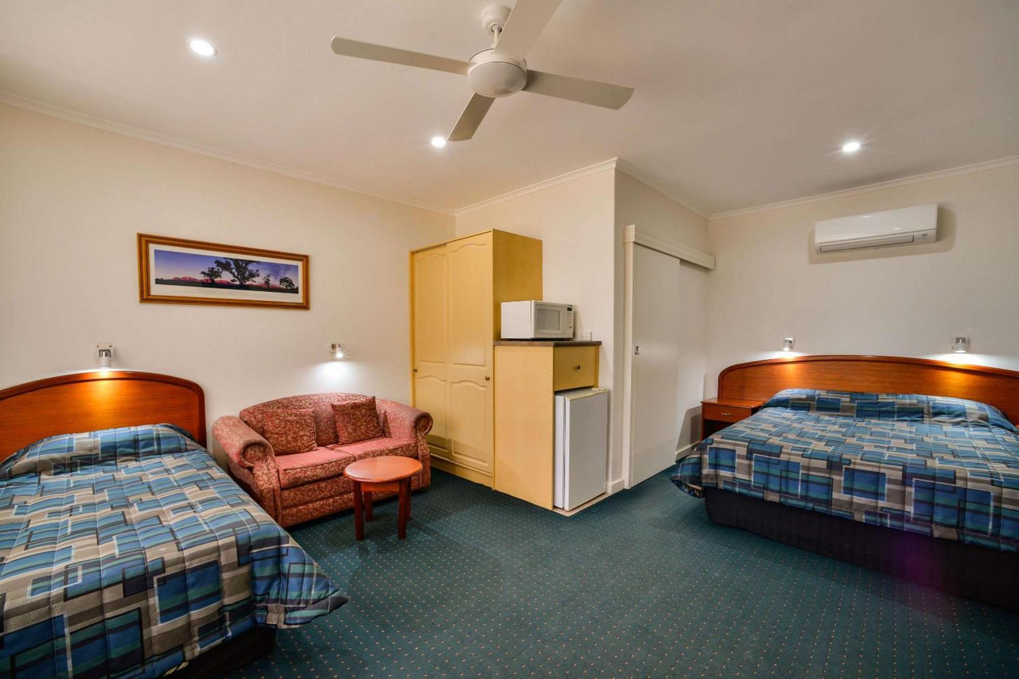 פורט אוגוסטה Comfort Inn & Suites Augusta Westside מראה חיצוני תמונה