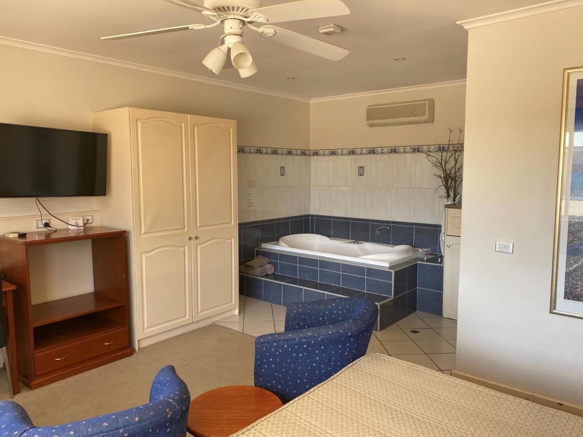 פורט אוגוסטה Comfort Inn & Suites Augusta Westside מראה חיצוני תמונה